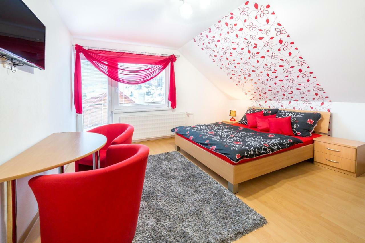 Apartmánový dom Adriana Zuberec Exteriér fotografie